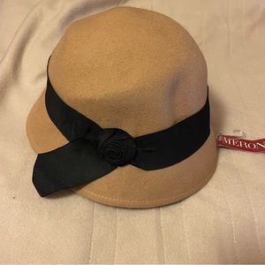 NWT Merona Rosette Cloche Hat